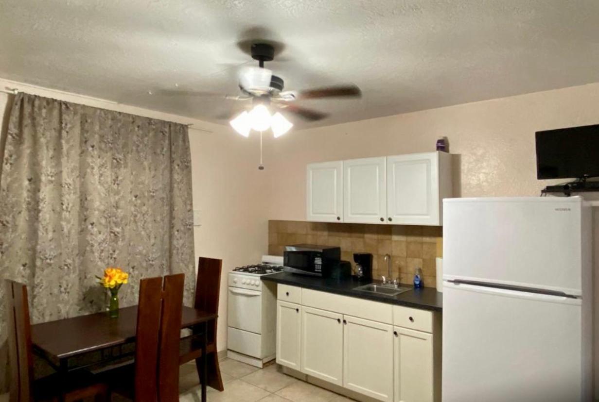 Hallandale Beach Motel With Free Parking And Full Kitchen ! No Extra Fees! Accepting Cash! Kültér fotó