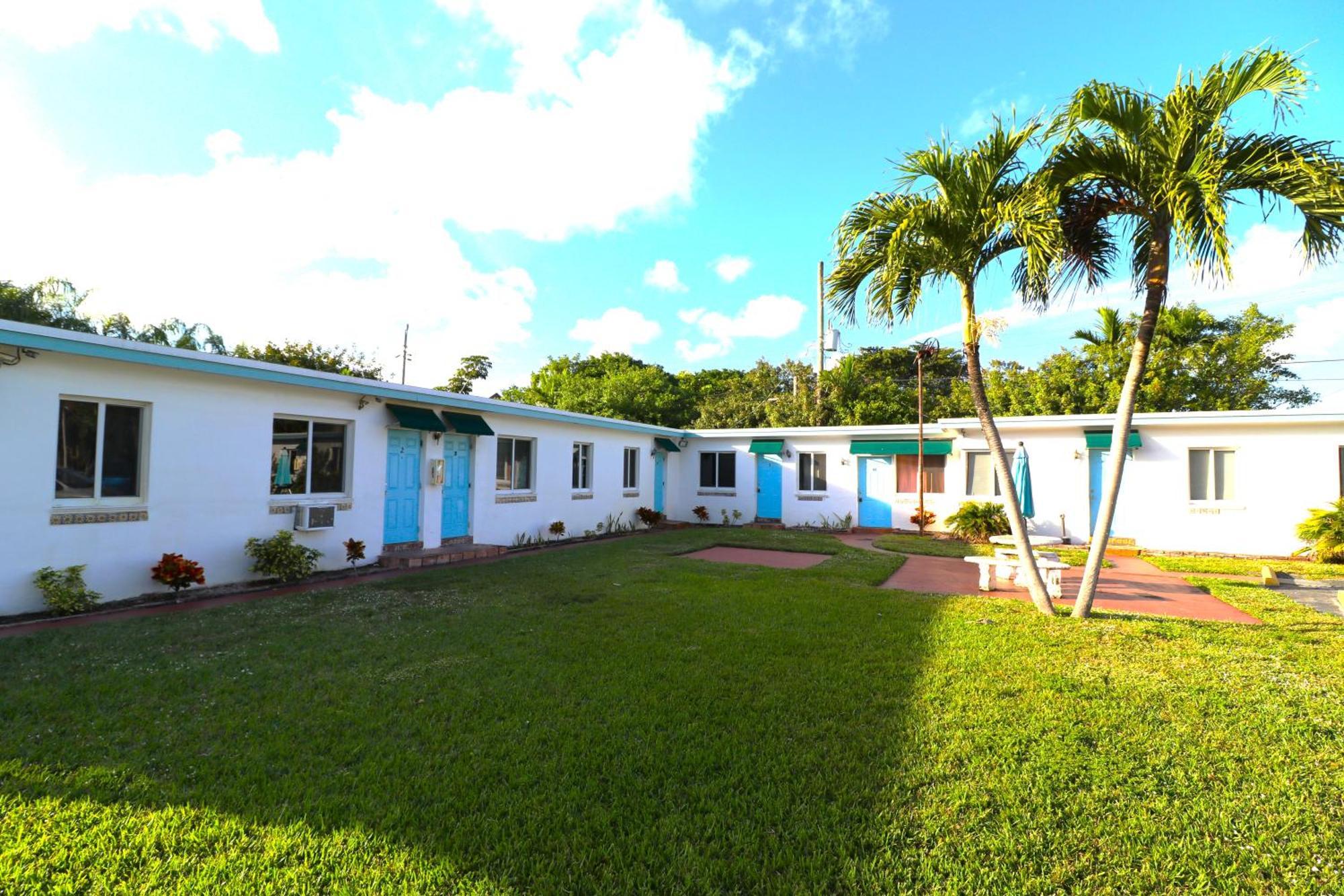 Hallandale Beach Motel With Free Parking And Full Kitchen ! No Extra Fees! Accepting Cash! Kültér fotó